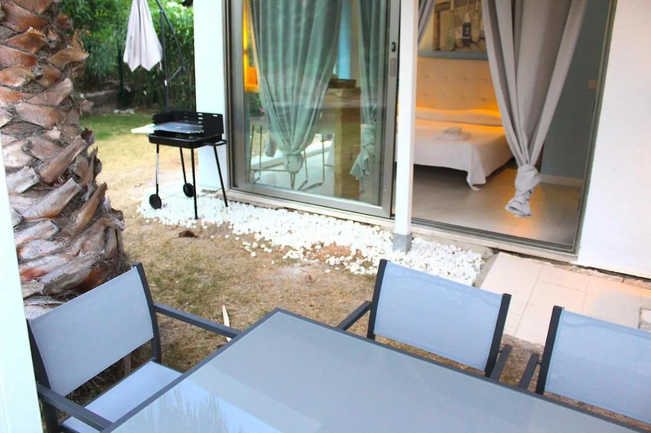 Martina Apartamentos Zahara de los Atunes